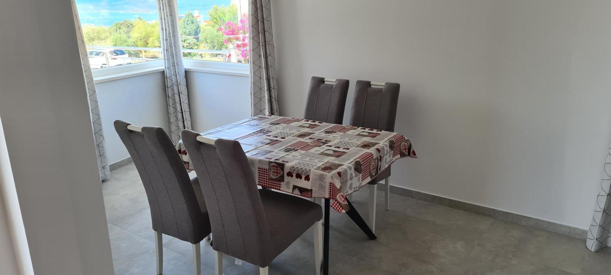 Aninka Apartment Komarna